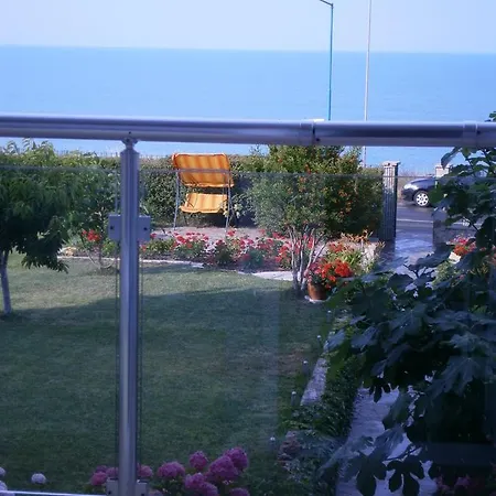 Konukevi Flaga Süzebolu