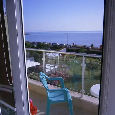 Guest house Flaga 2*